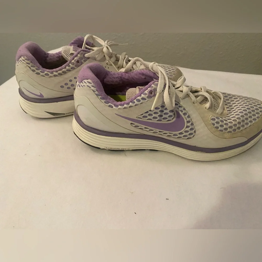 Nike  Lunarswift Breathable White Purple  Running  athletic Shoes Size 9 Women's